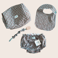 Pack bebé neceser babero braguita y chupetero elasticado